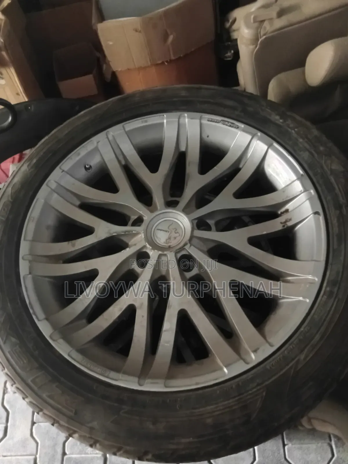 200 Series Tyres