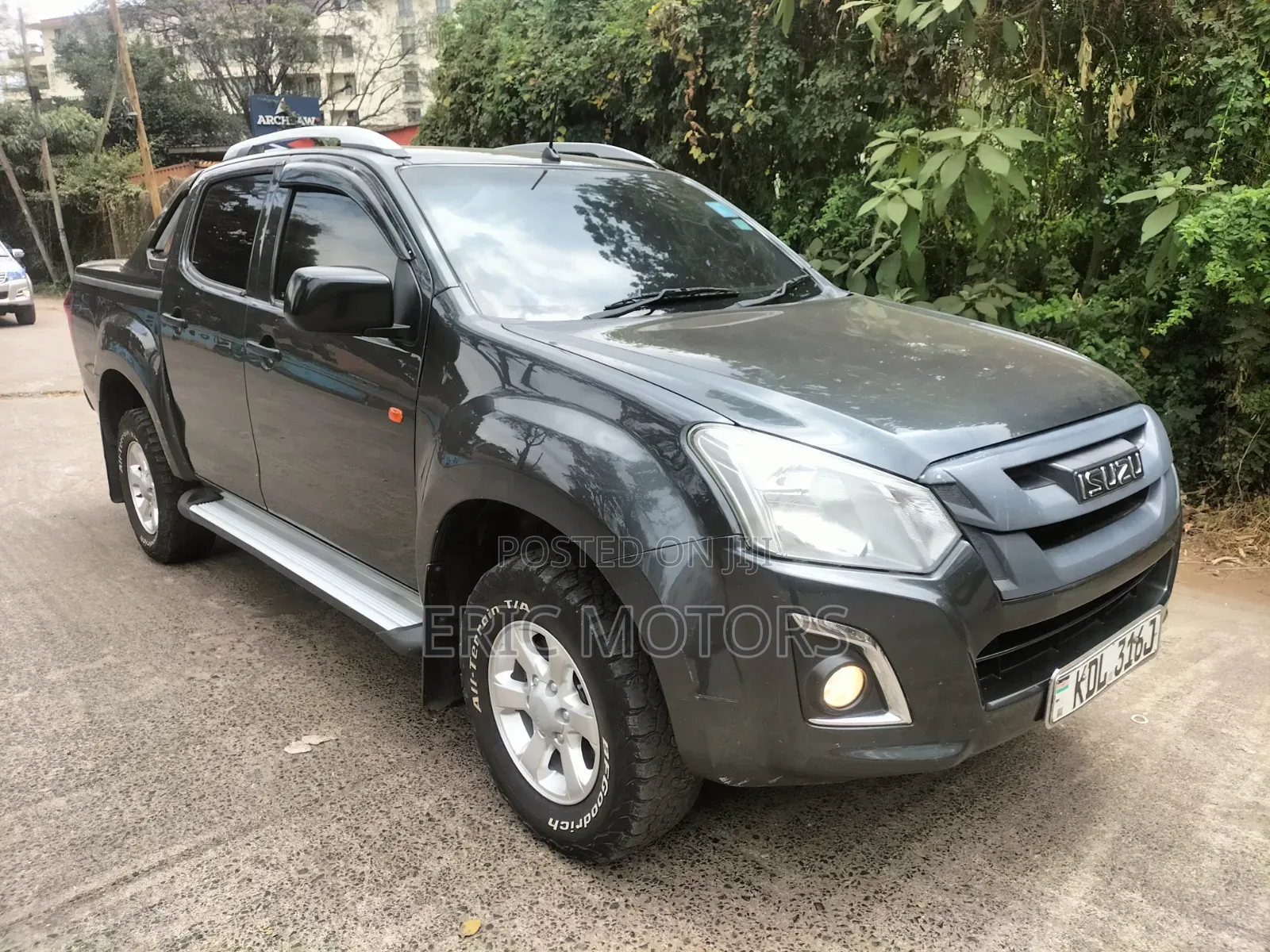 Isuzu D-MAX 2022 Gray