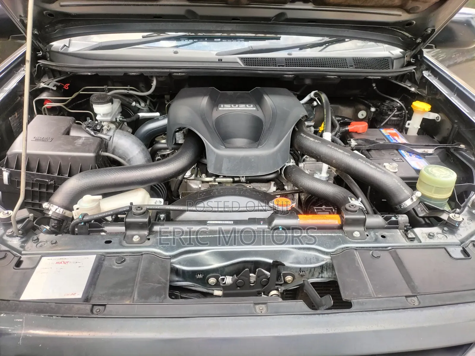 Isuzu D-MAX 2022 Gray