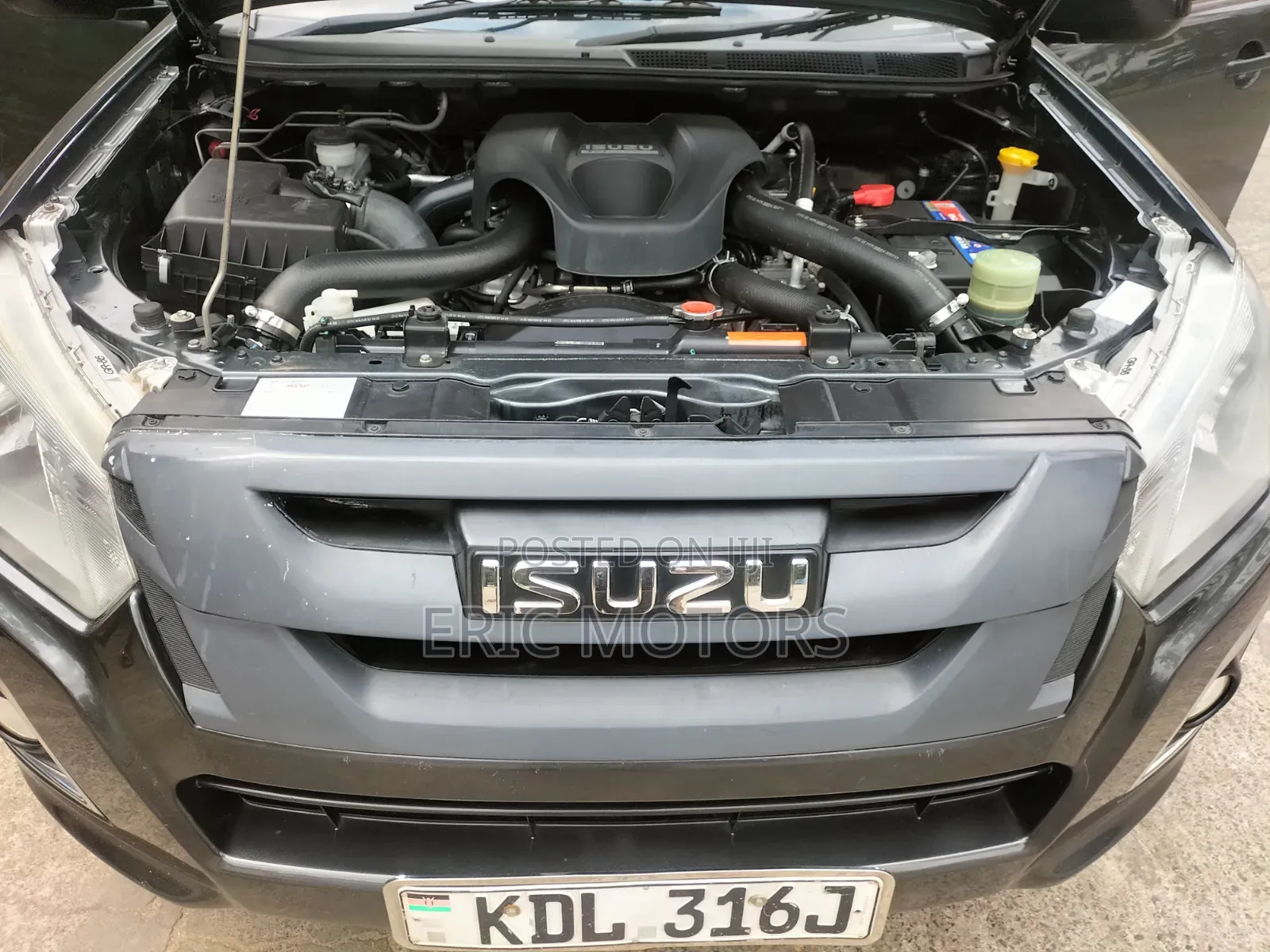 Isuzu D-MAX 2022 Gray