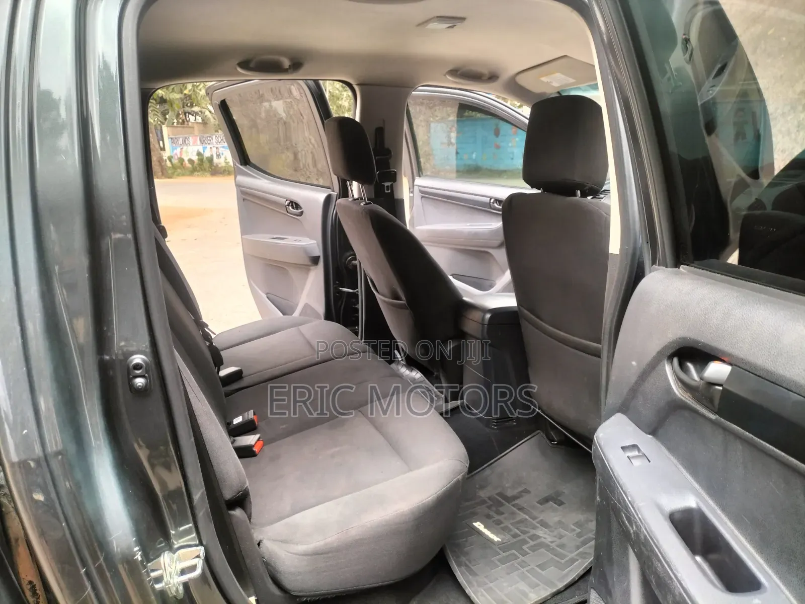Isuzu D-MAX 2022 Gray