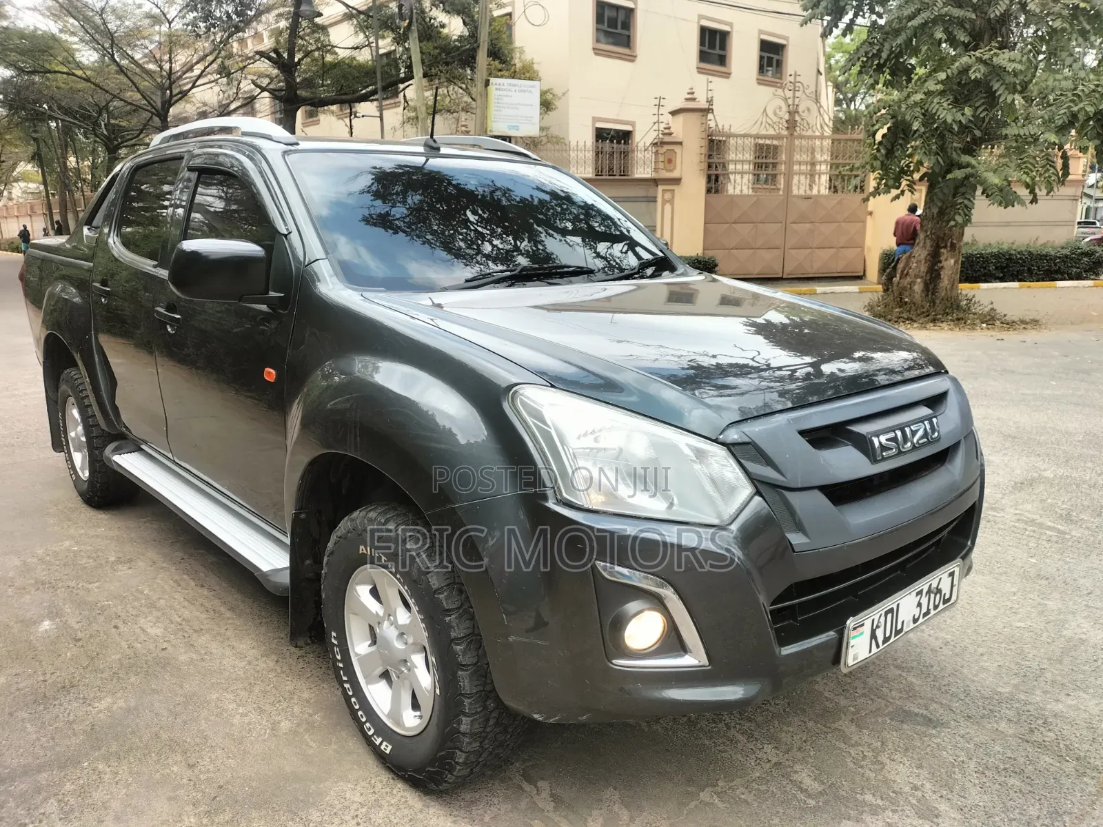 Isuzu D-MAX 2022 Gray