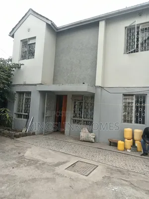 3bdrm Maisonette in South C for rent