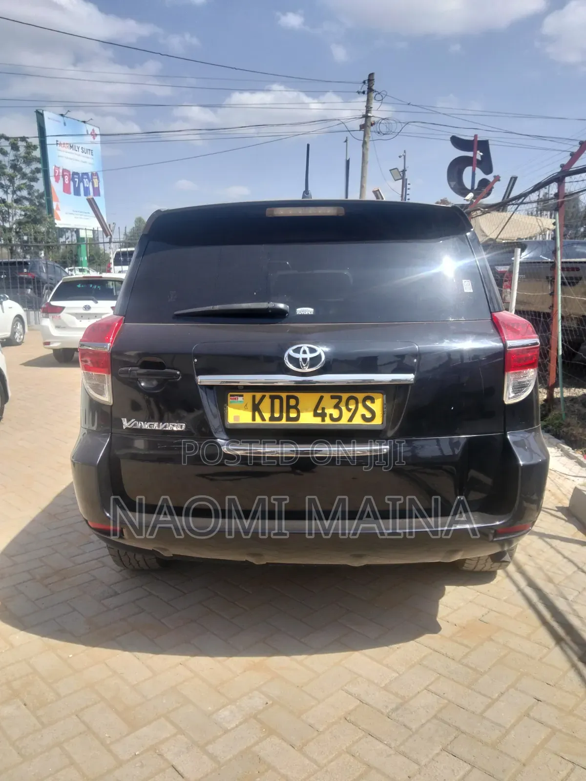 Toyota Vanguard 2013 Black