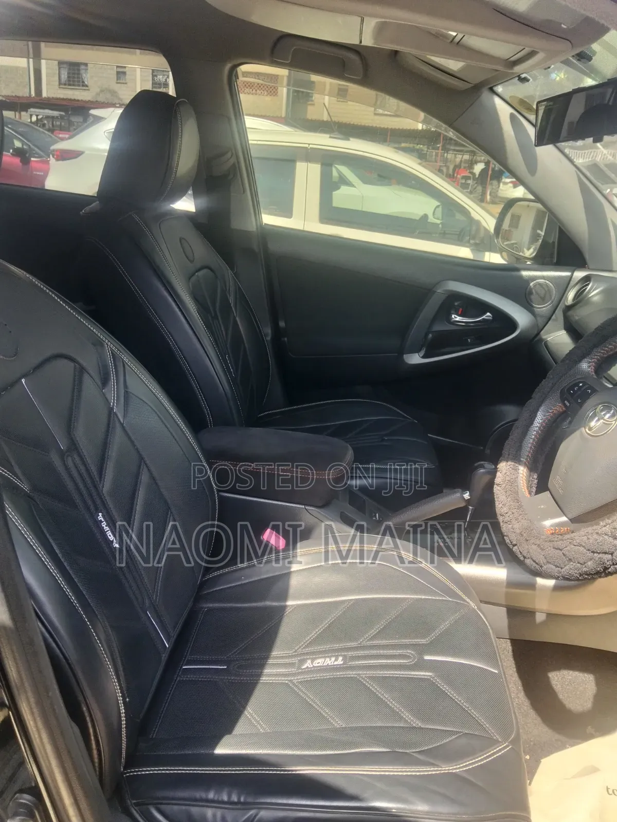 Toyota Vanguard 2013 Black