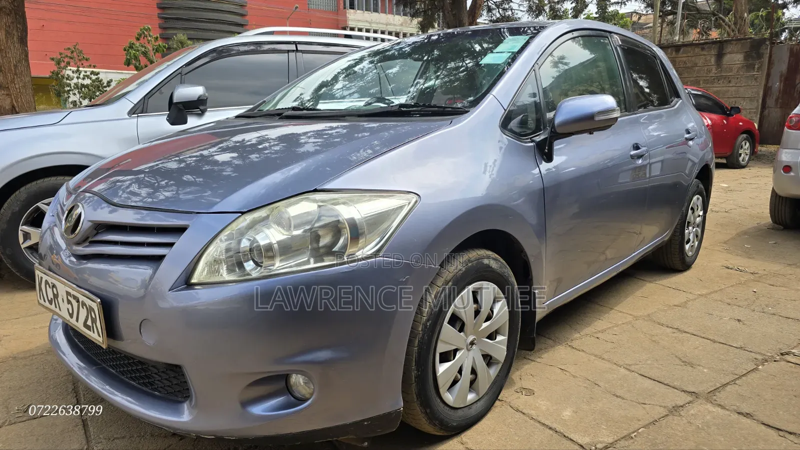 Toyota Auris 2011 Gray