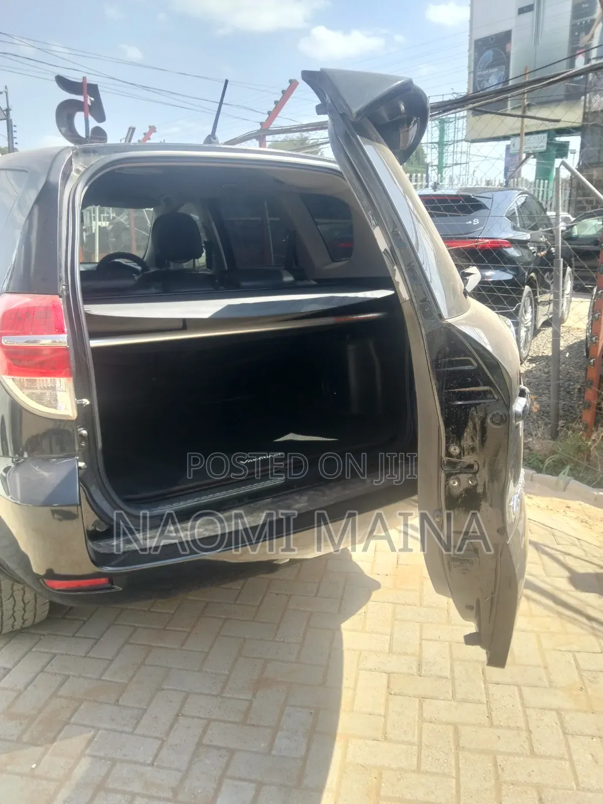 Toyota Vanguard 2013 Black