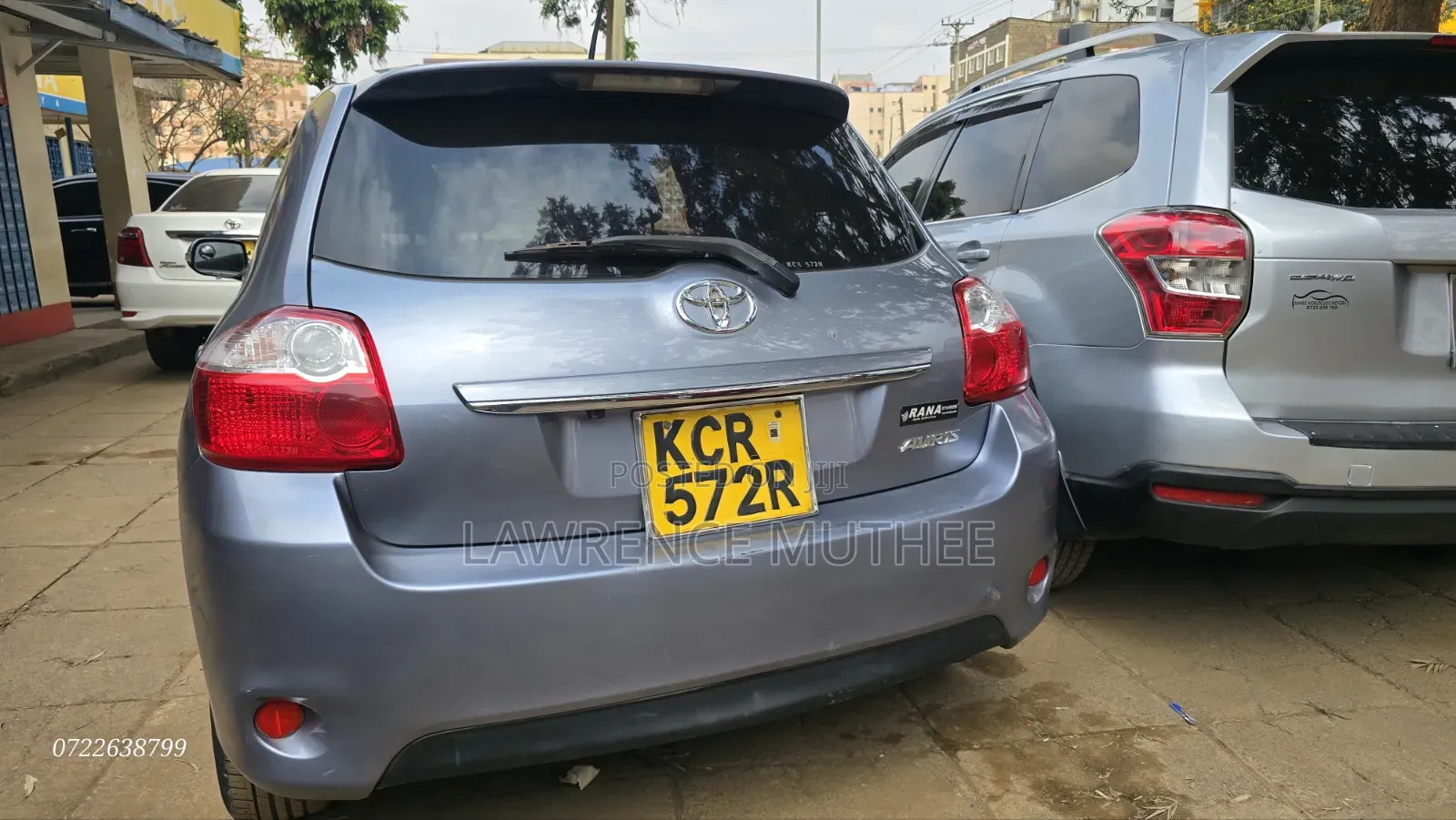 Toyota Auris 2011 Gray