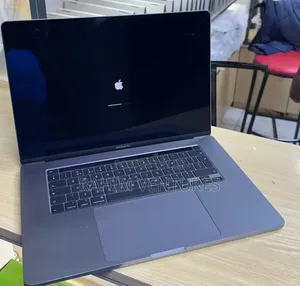 Laptop Apple MacBook Pro 2019 16GB Intel Core i7 SSD 500GB
