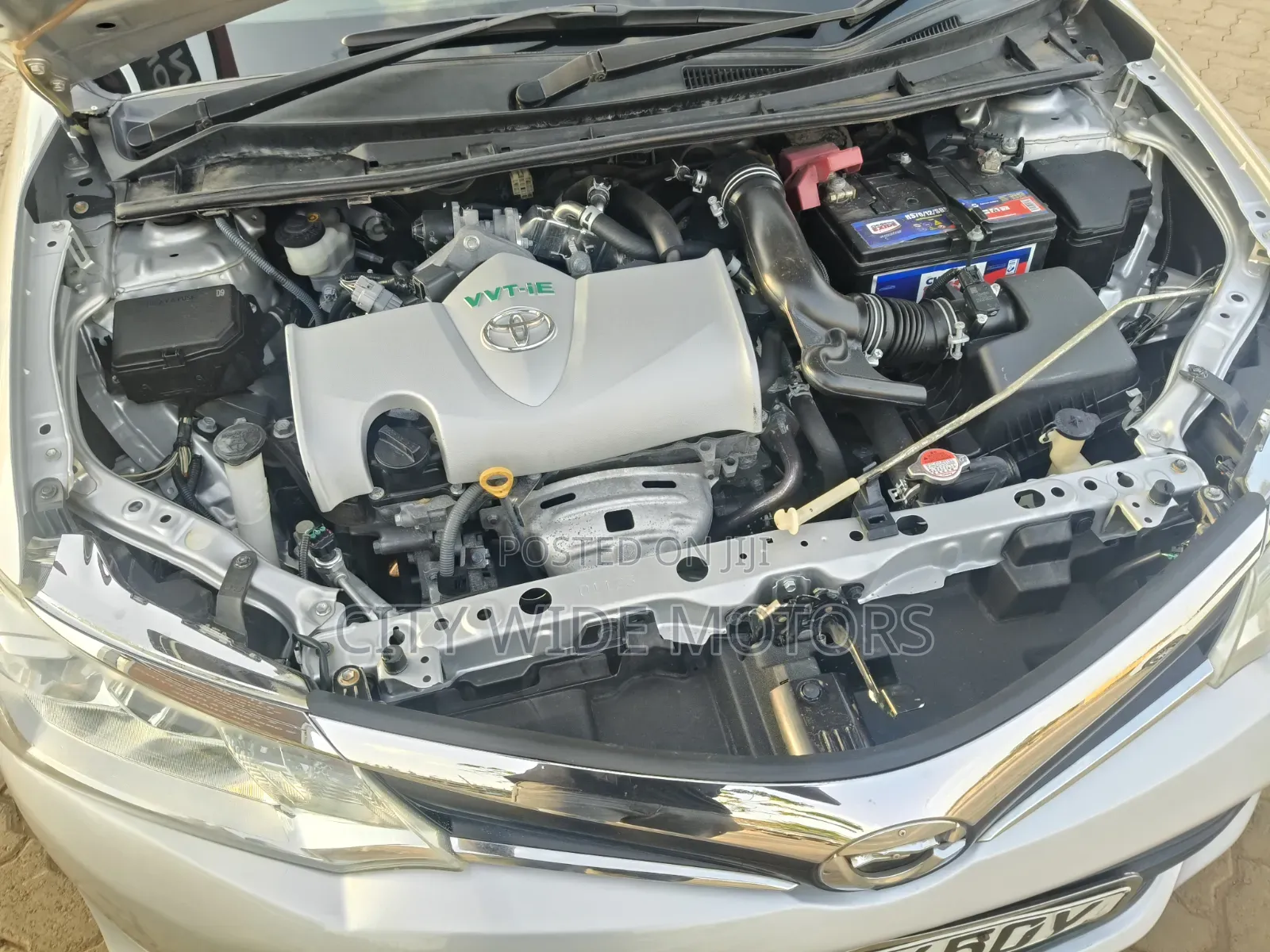 Toyota Corolla Fielder 2016 Silver