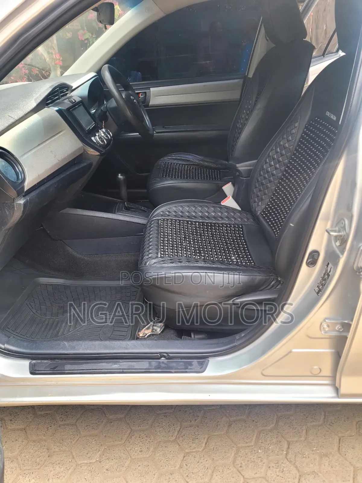 Toyota Axio 2012 Silver