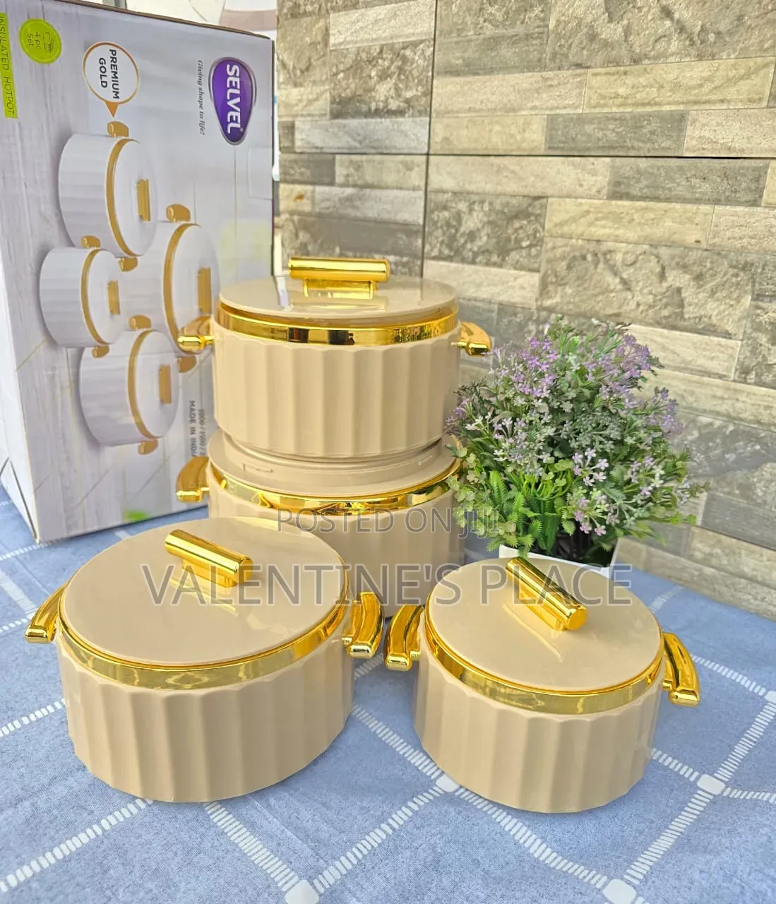 Selvel PremiumInsulated Hotpot Casserole Set (4-Piece)