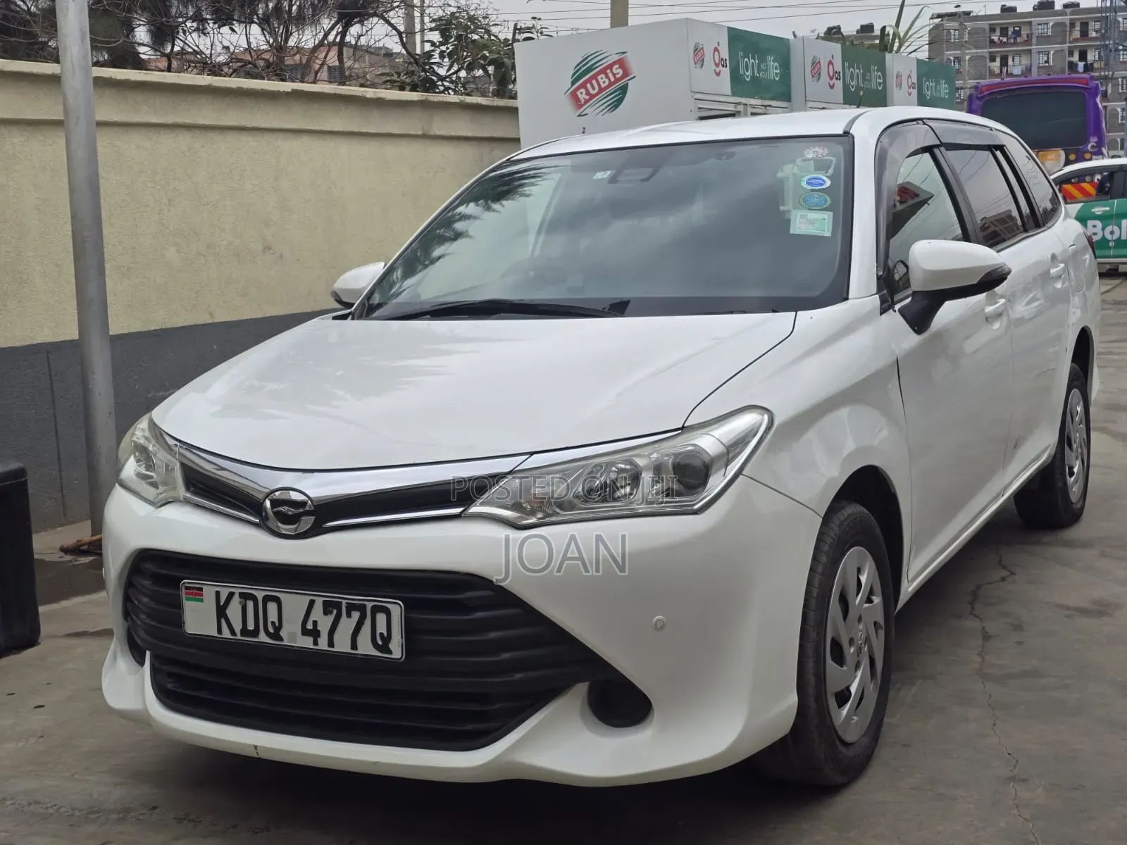 Toyota Corolla Fielder 2017 White