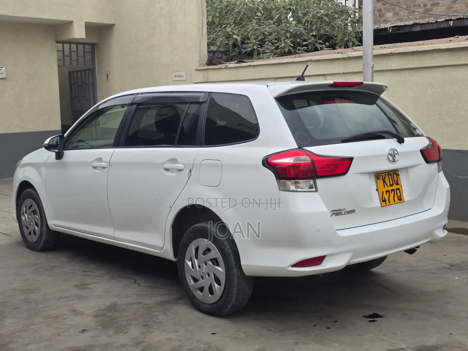 Toyota Corolla Fielder 2017 White