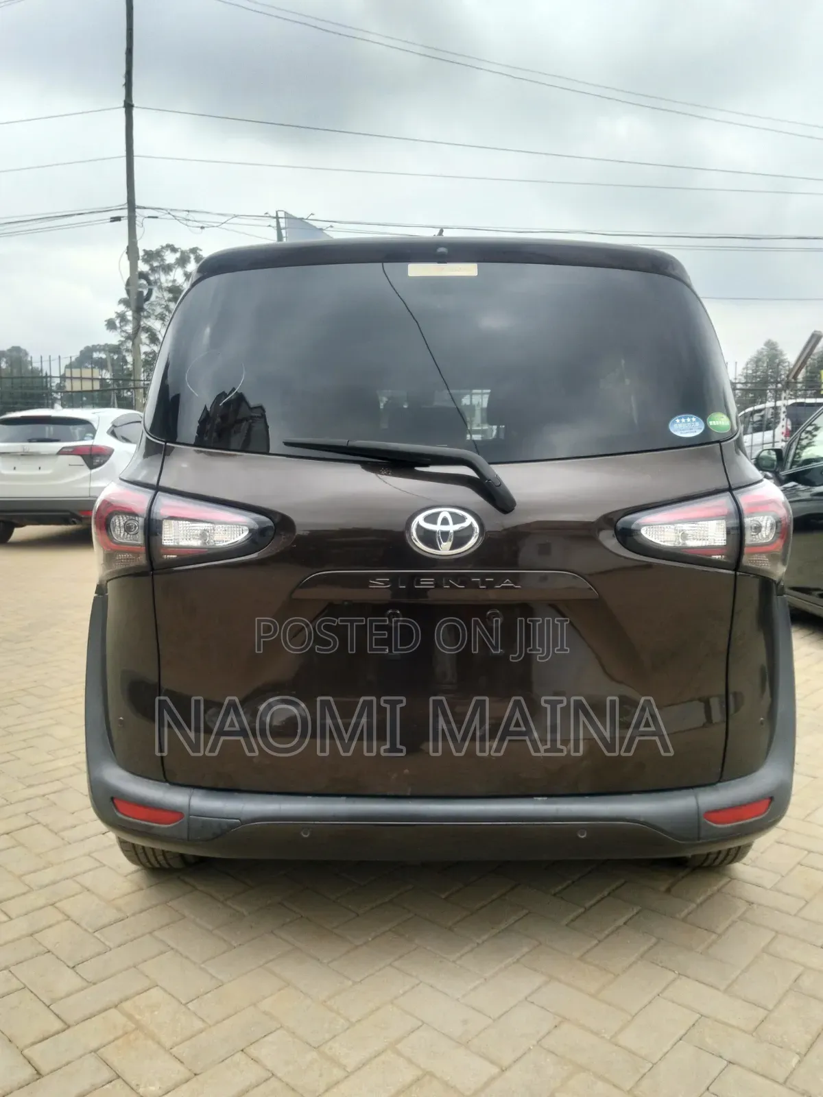 Toyota Sienta 2019 Brown