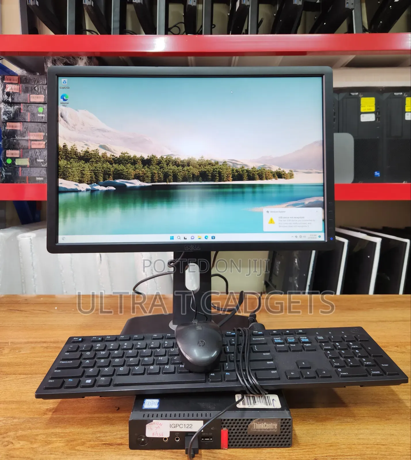 Desktop Computer Lenovo ThinkCentre M700 8GB Intel Core i3 SSD 128GB