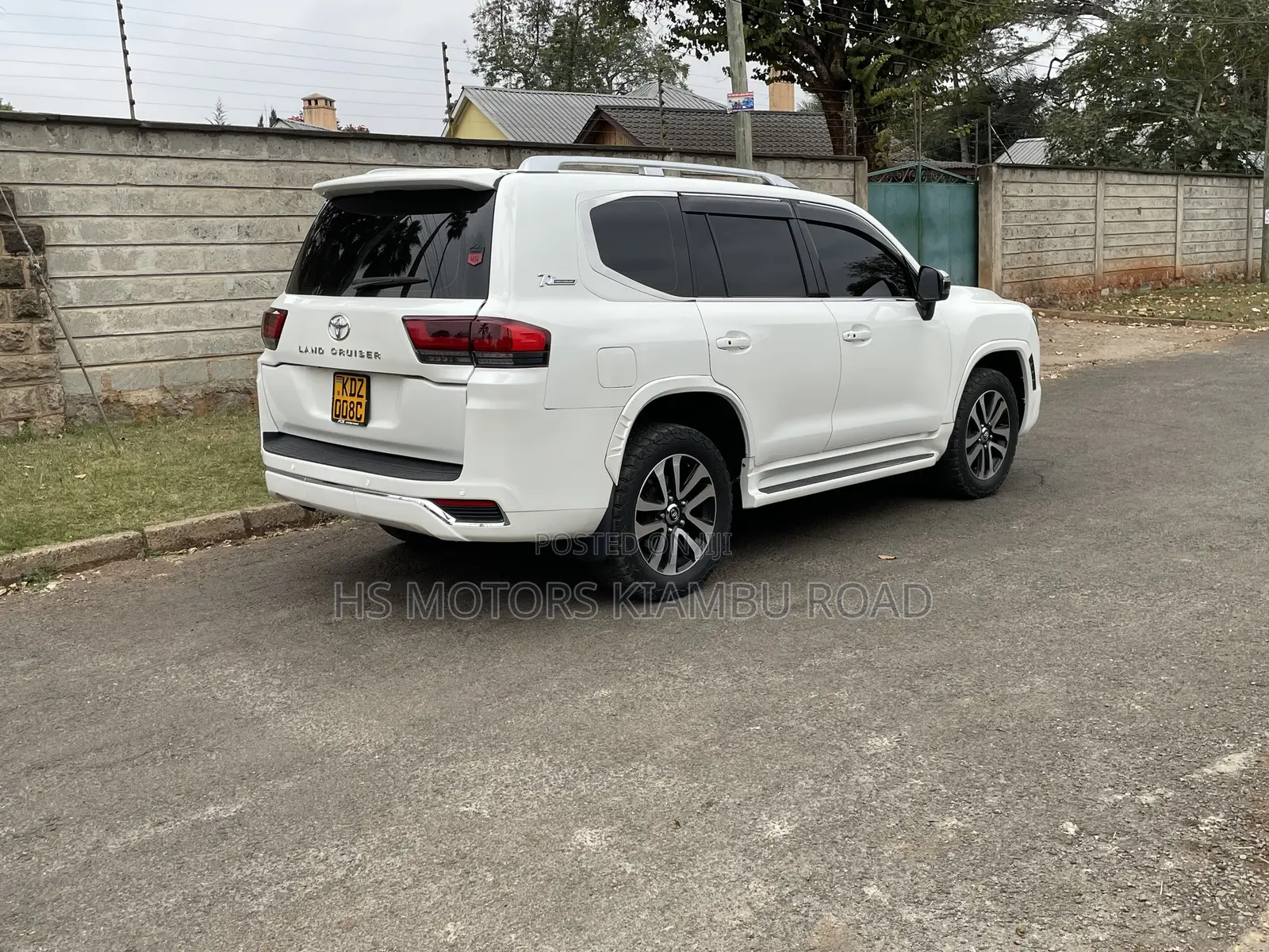Toyota Land Cruiser 4.6 V8 ZX 2012 White