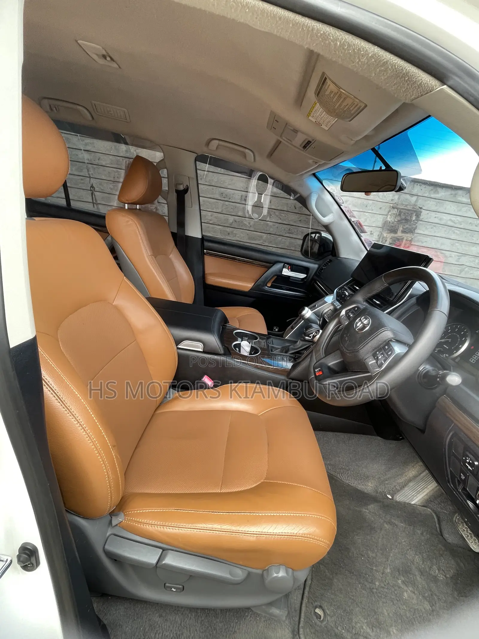 Toyota Land Cruiser 4.6 V8 ZX 2012 White
