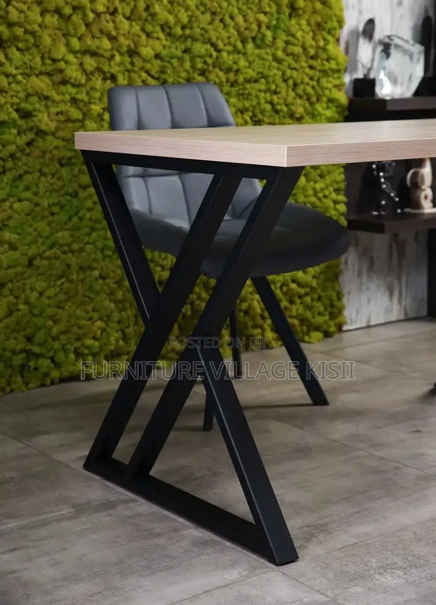 Office Furniture: Generic Computer Desk
