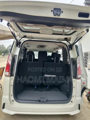 Nissan Serena 2018 White