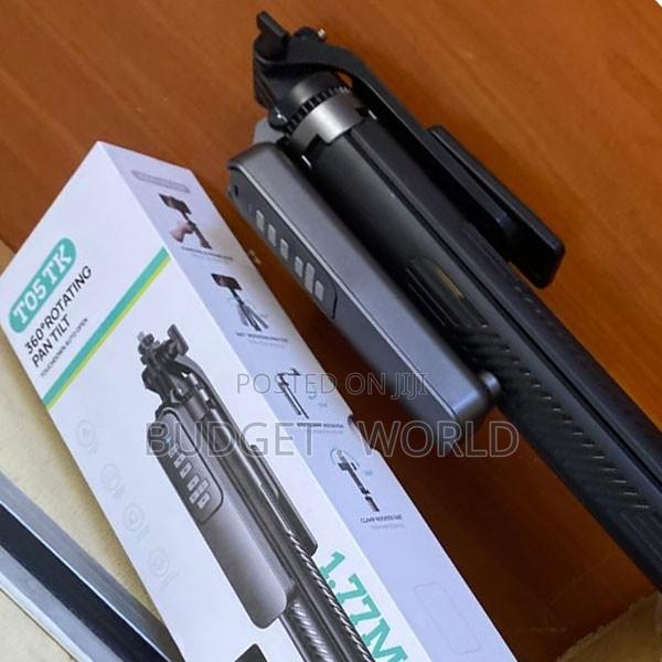T05 360 Degree Adjustable Phone Selfie Stick Tripod