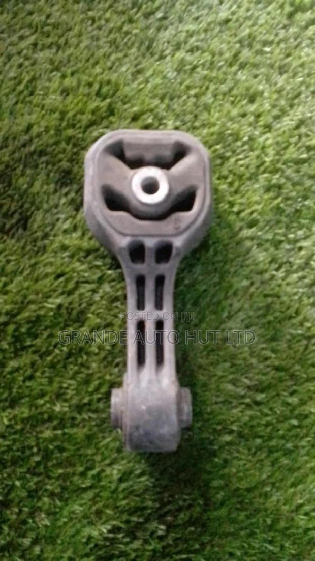 Honda Spike Mounting Rear - main view