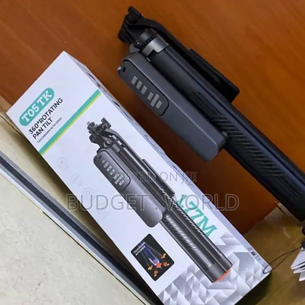 T05 360° Rotating Smartphone Tripod – Selfie Vlogging Stand