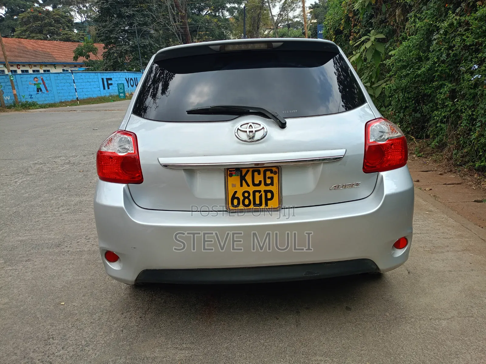 Toyota Auris 2010 Silver