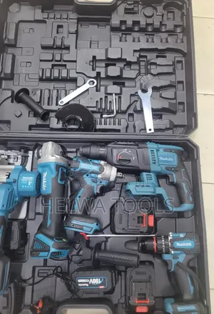 5_1 Makita Cordless Combo