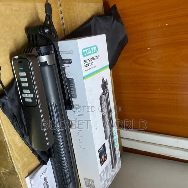 T05 360° Rotating Mobile Phone Tripod Selfie Stand - thumbnail 2