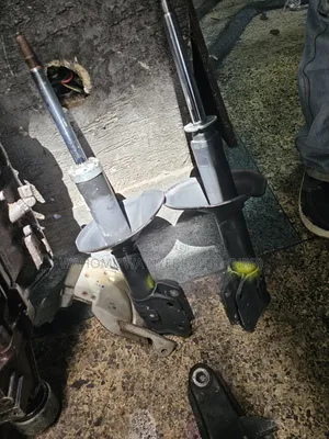 Front Shocks for Subaru Sg5