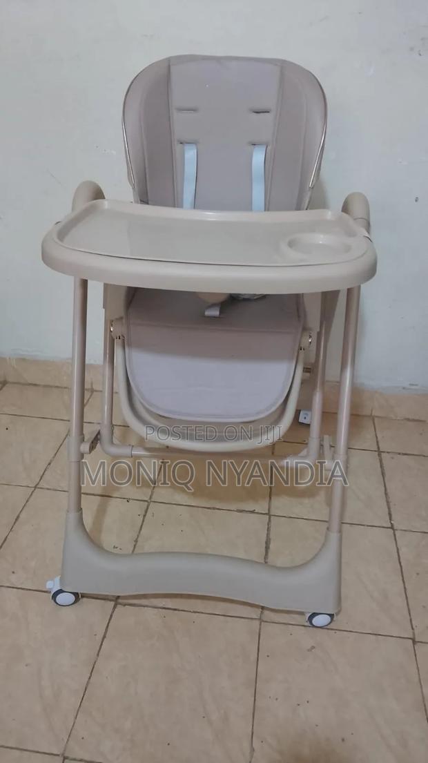 Feeding Chair - thumbnail 2