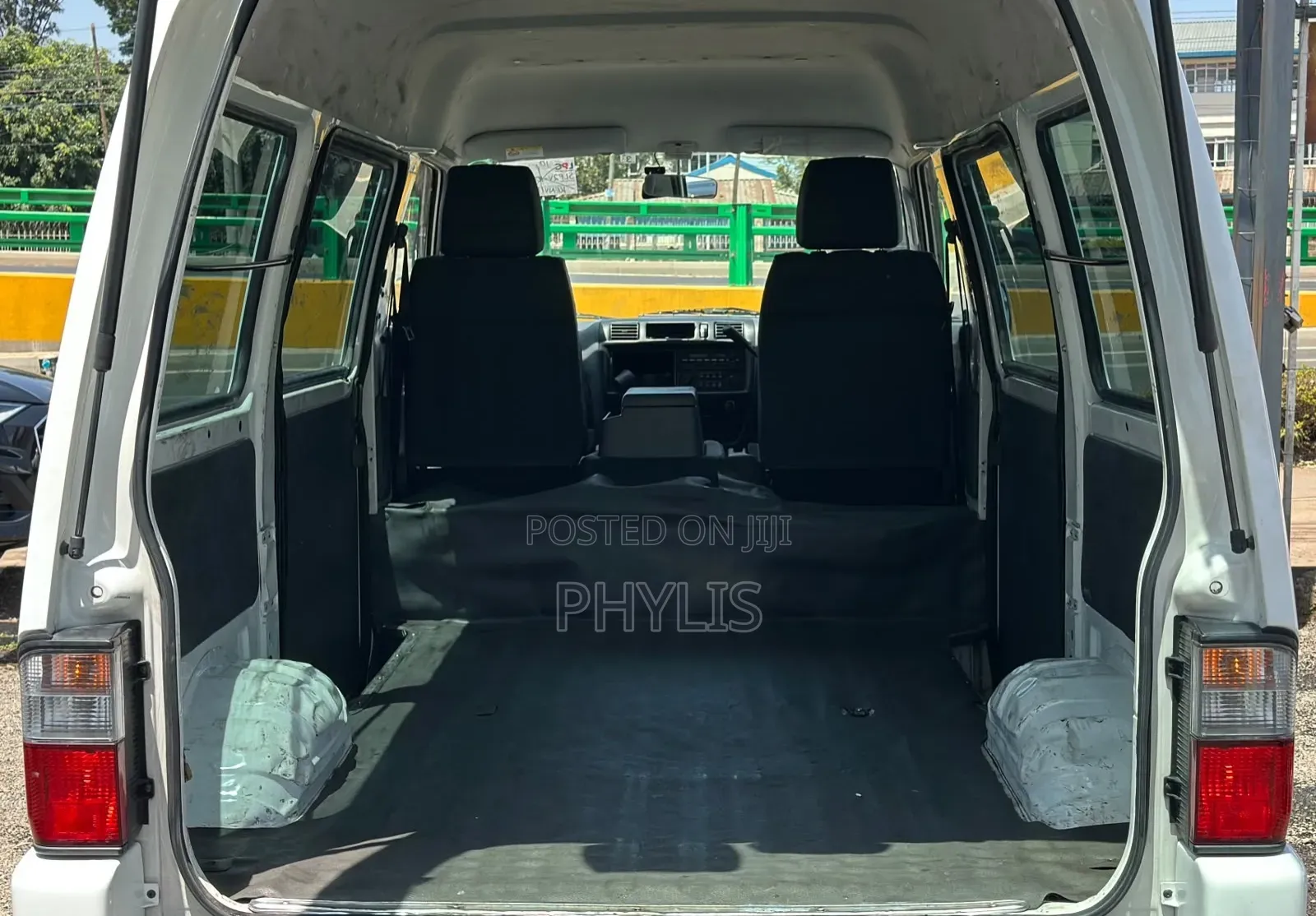 Mazda Bongo 2019 White