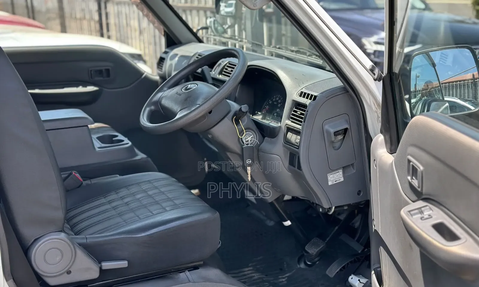 Mazda Bongo 2019 White