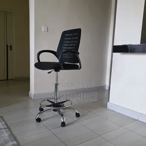 Swivel Seat