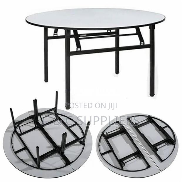 Round C C Folding Meeting Table. - thumbnail 5