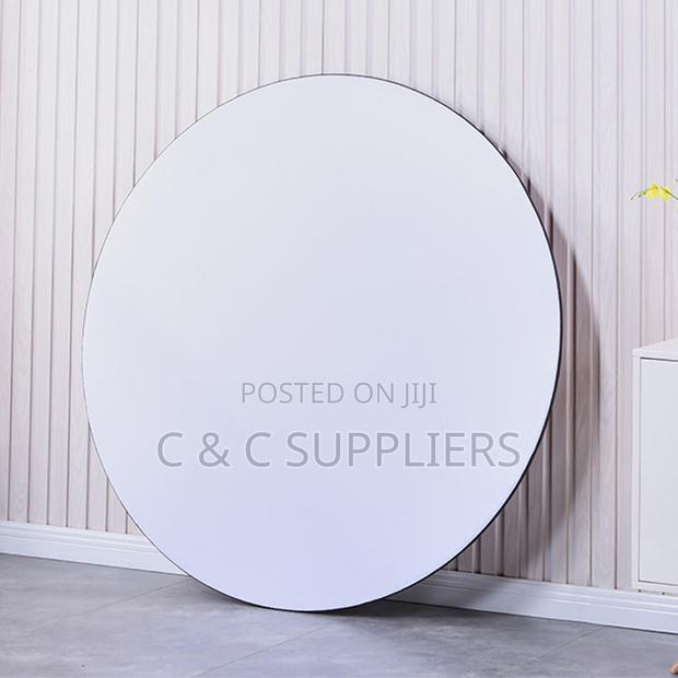 Round C C Folding Meeting Table. - thumbnail 7