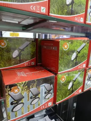 4pieces Solar Powered LED Yard Lights