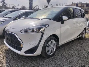 Toyota Sienta 2019 White
