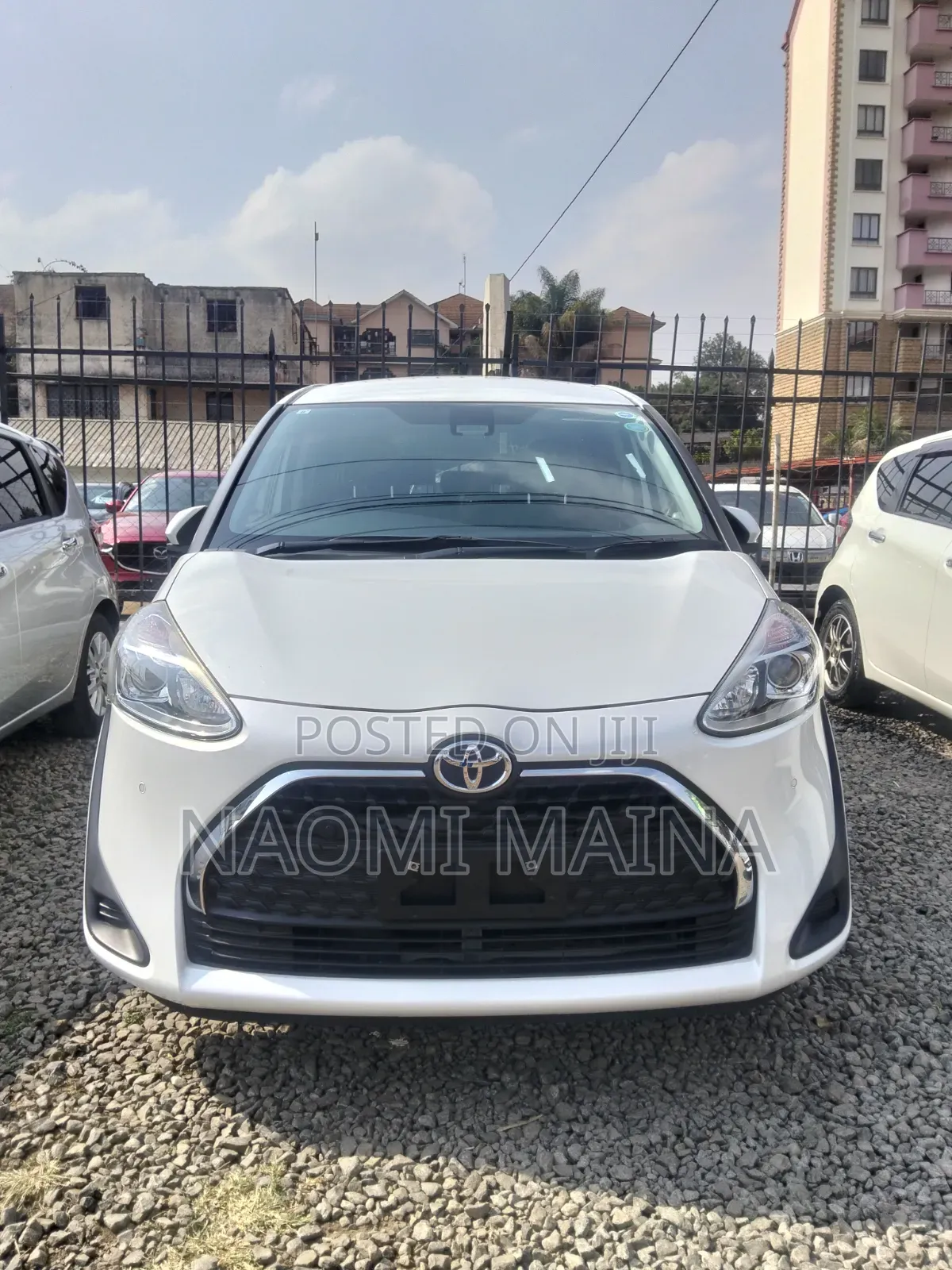 Toyota Sienta 2019 White