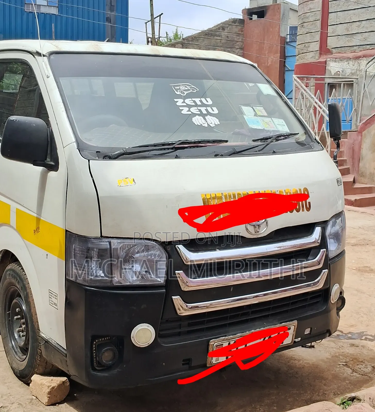 Toyota HiAce 2013 White