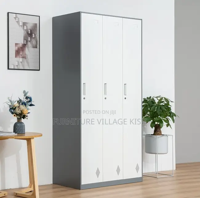 Locker Cabinet: 3-Door Steel Storage Cabinet