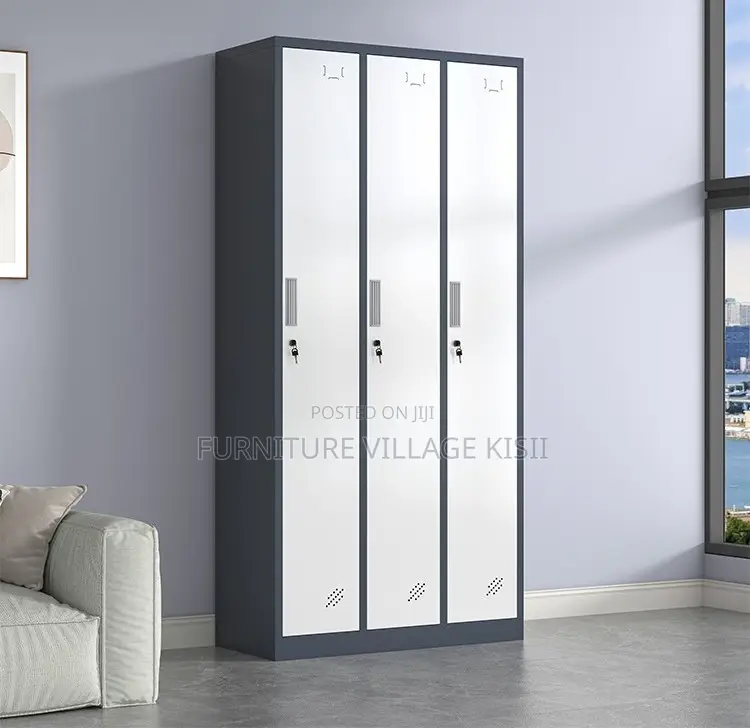 Locker Cabinet: 3-Door Steel Storage Cabinet
