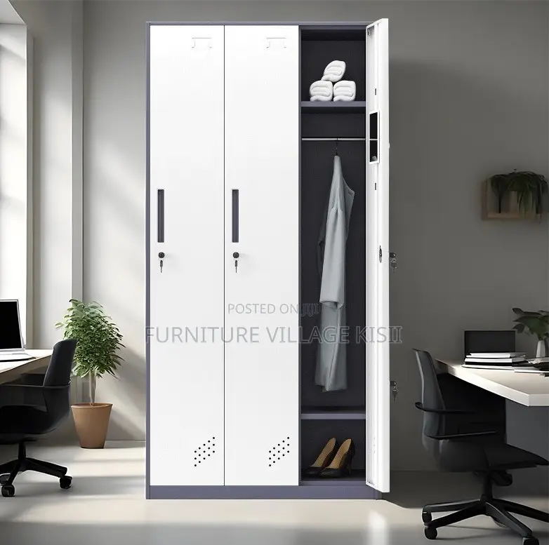 Locker Cabinet: 3-Door Steel Storage Cabinet
