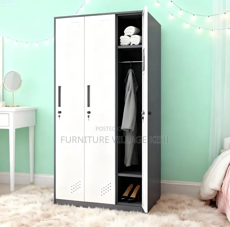 Locker Cabinet: 3-Door Steel Storage Cabinet