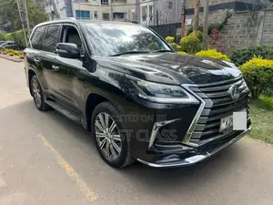 Lexus LX 570 AWD 2016 Black