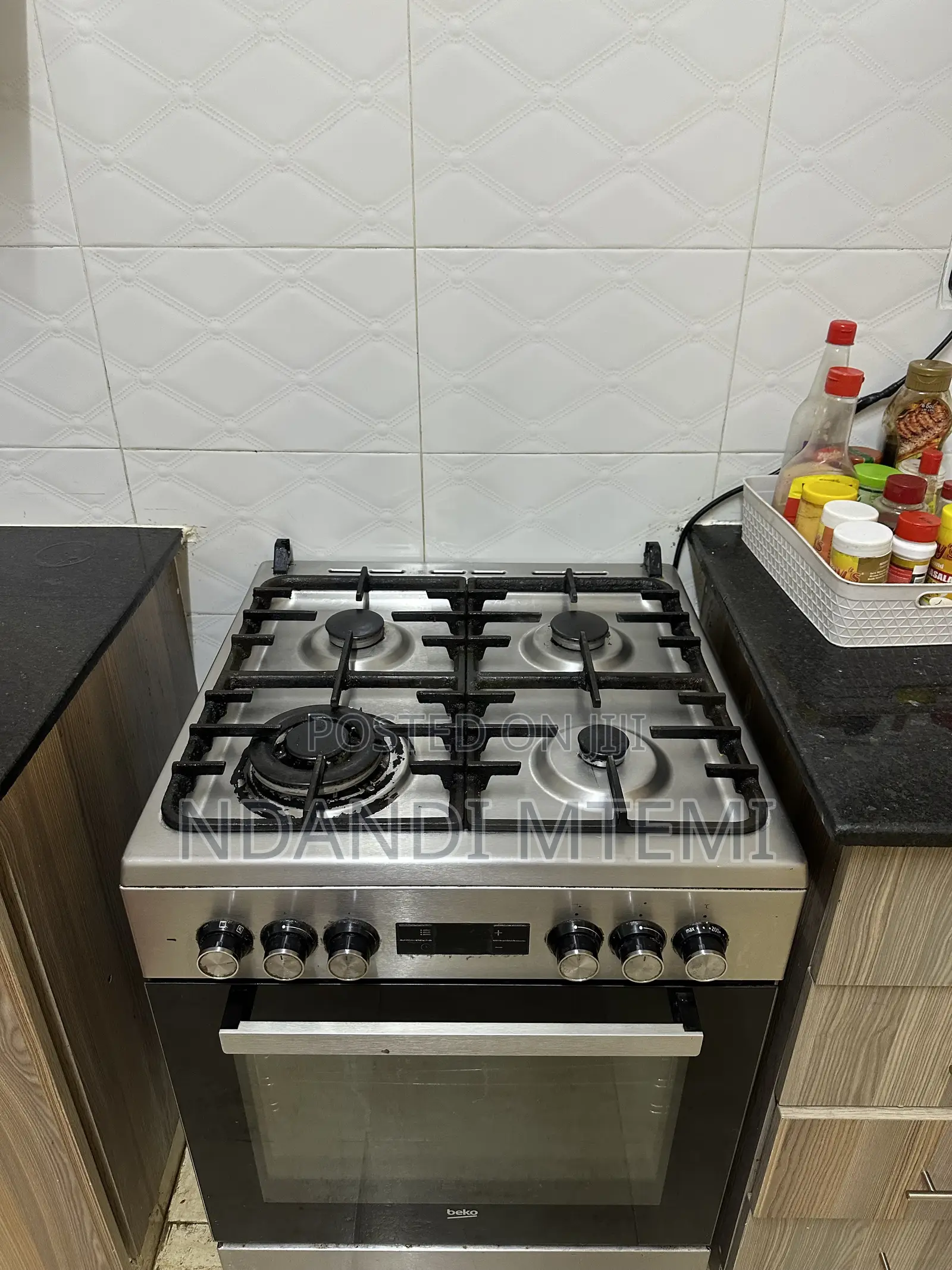 BEKO 60×60cm 4-Gas Burner Cooker