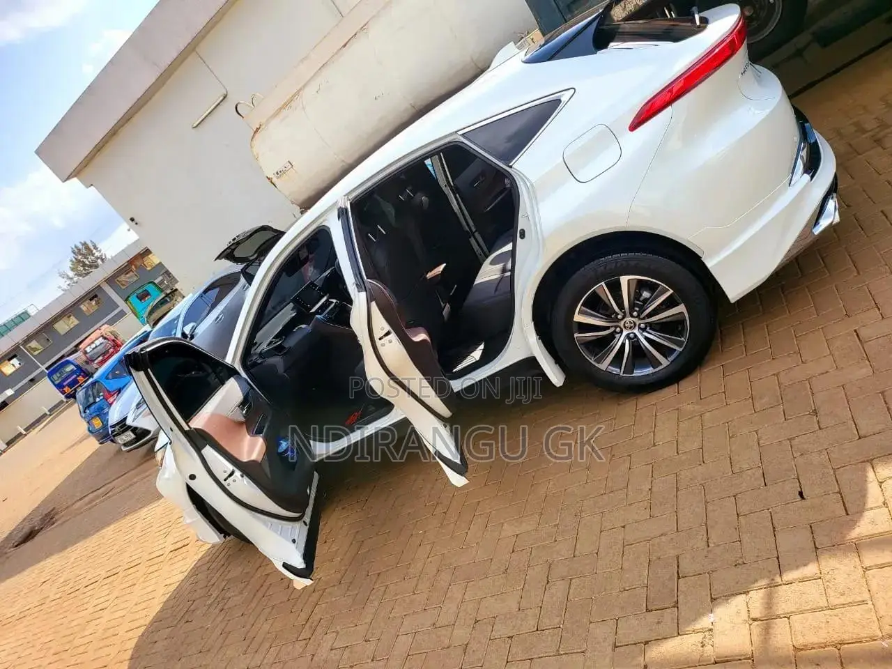 Toyota Harrier 2022 White