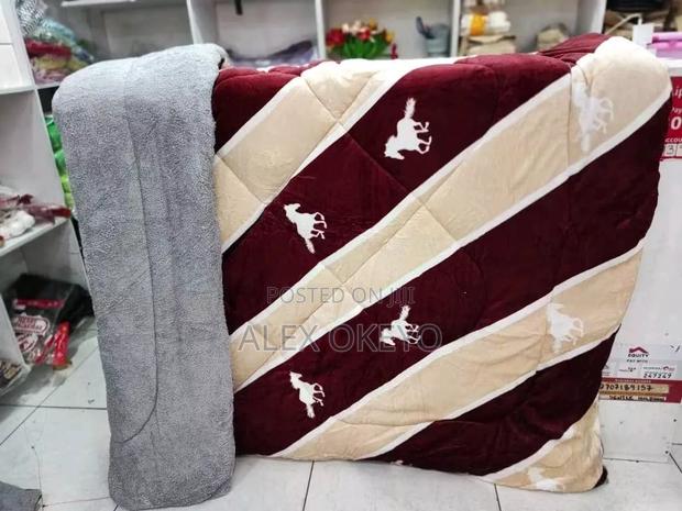 Warm Woolen Duvets - thumbnail 5