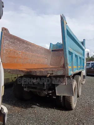 TATA Tipper 2518c Borgie